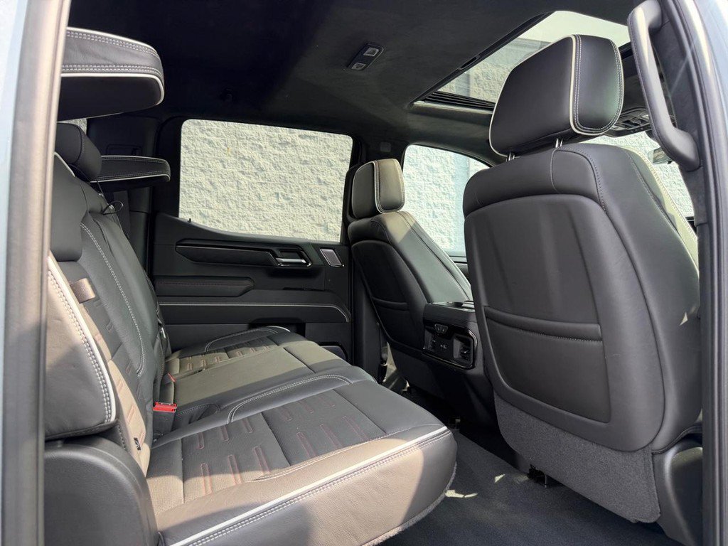 Used 2023 GMC Sierra 1500 AT4X AWD/4WD image 10