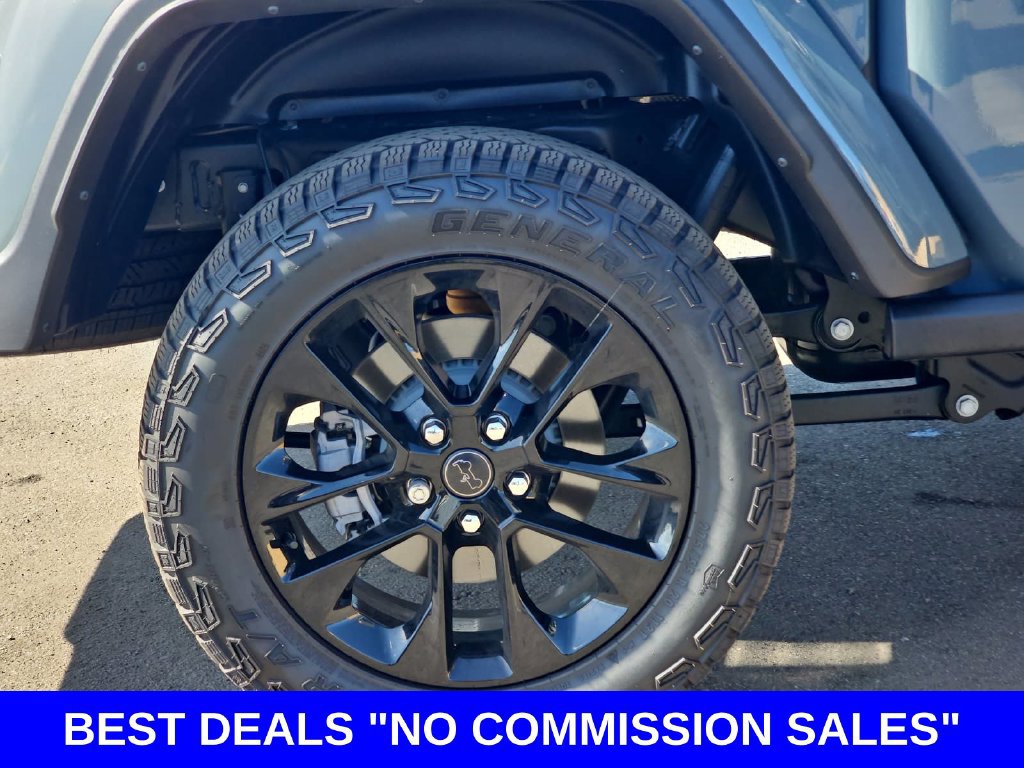 Used 2025 Jeep Gladiator Sport AWD/4WD image 37