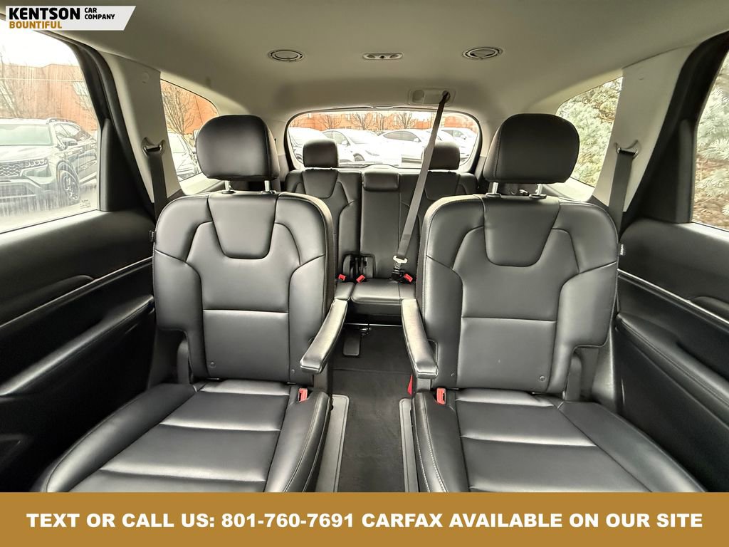 Used 2025 Kia Telluride S image 32