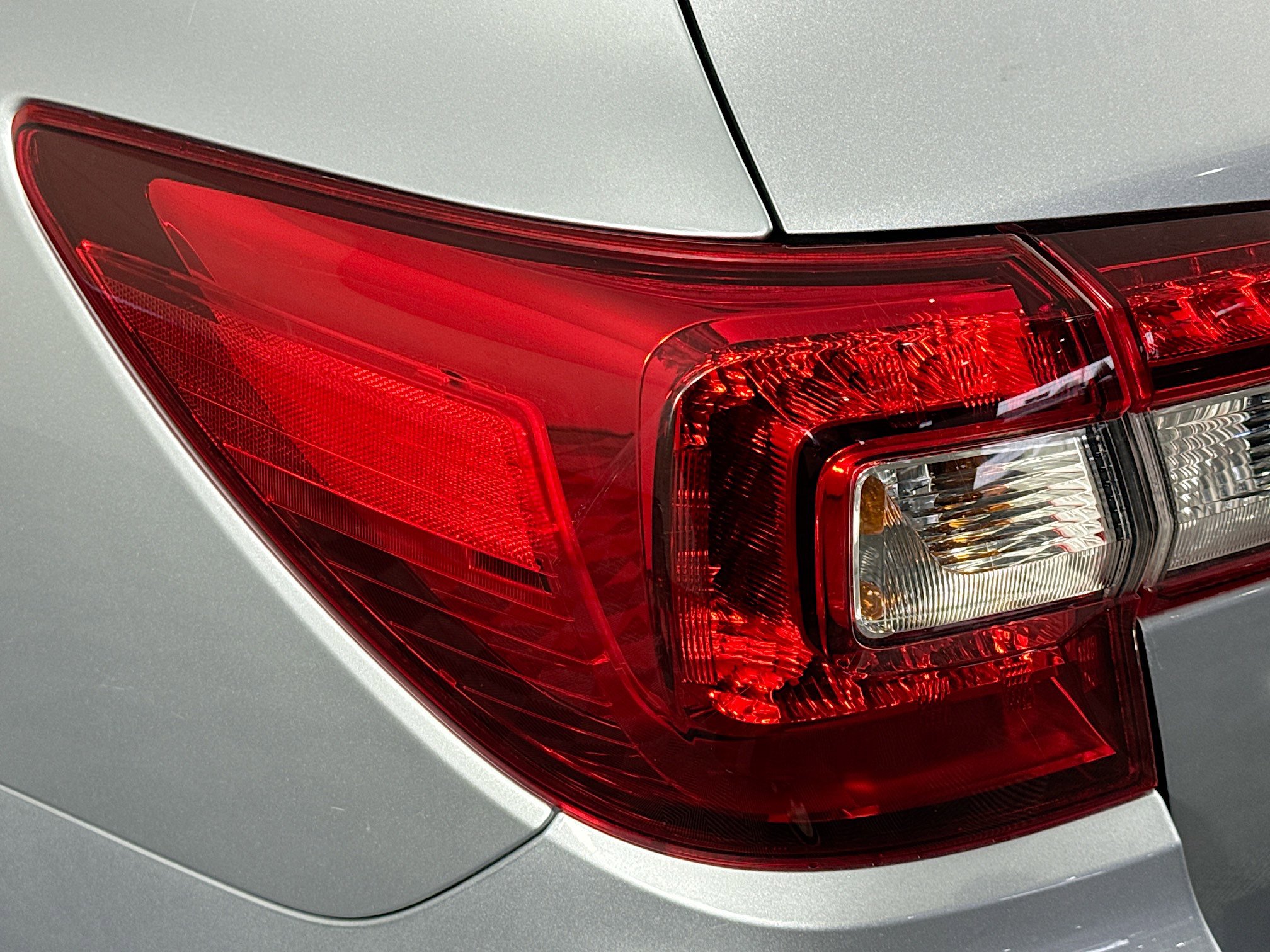 Used 2018 Subaru Outback 2.5i AWD/4WD image 34