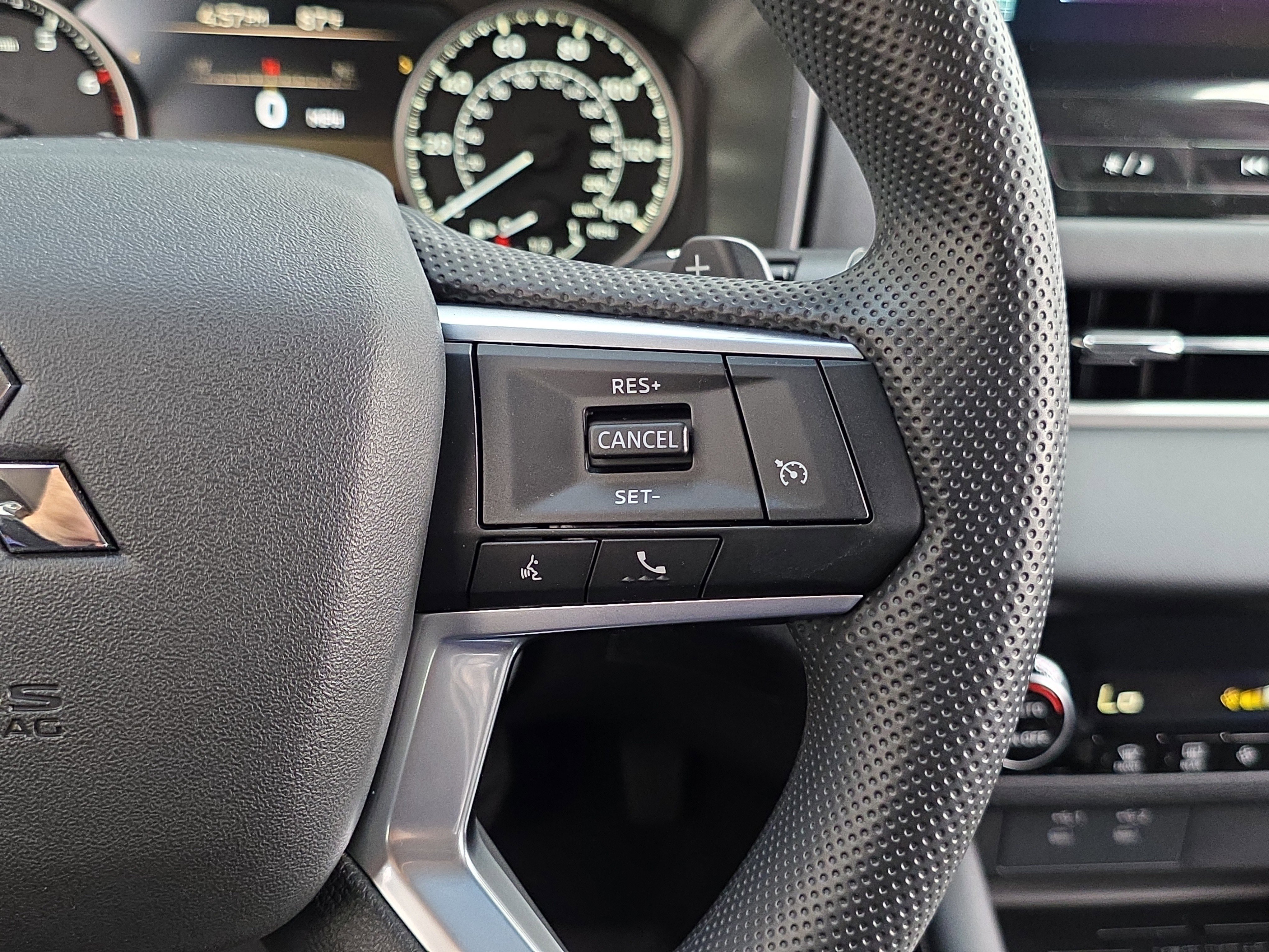 New 2026 Mitsubishi Outlander ES FWD image 15