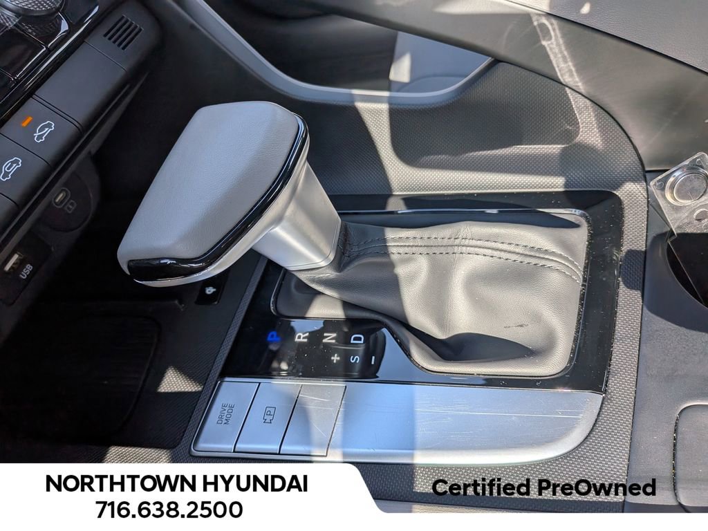 Used 2025 Hyundai Elantra Sport FWD image 15