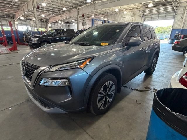 Used 2023 Nissan Rogue SV AWD/4WD image 6