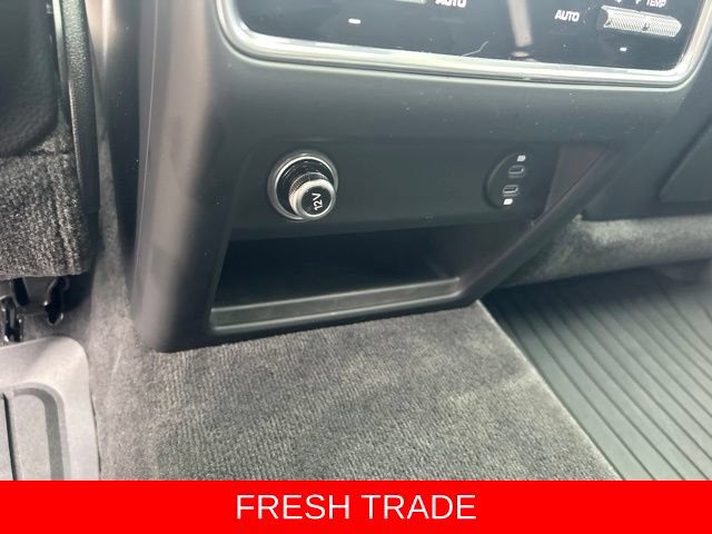 Used 2022 Porsche Cayenne Platinum Edition AWD/4WD image 44