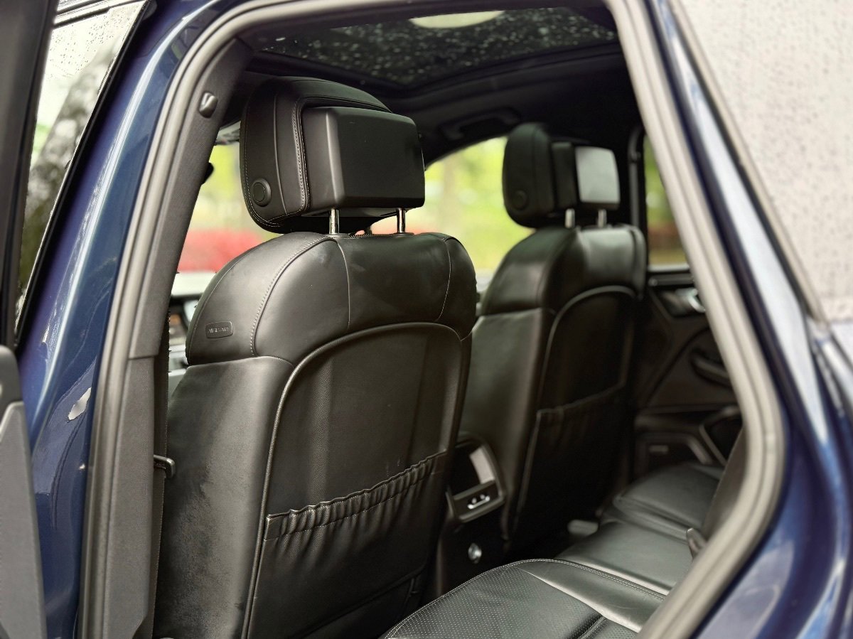 Used 2015 Porsche Macan S AWD/4WD image 17