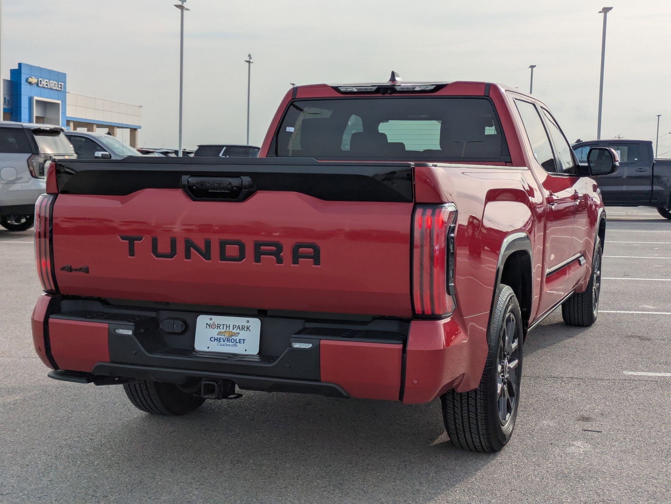 Used 2024 Toyota Tundra Platinum image 3