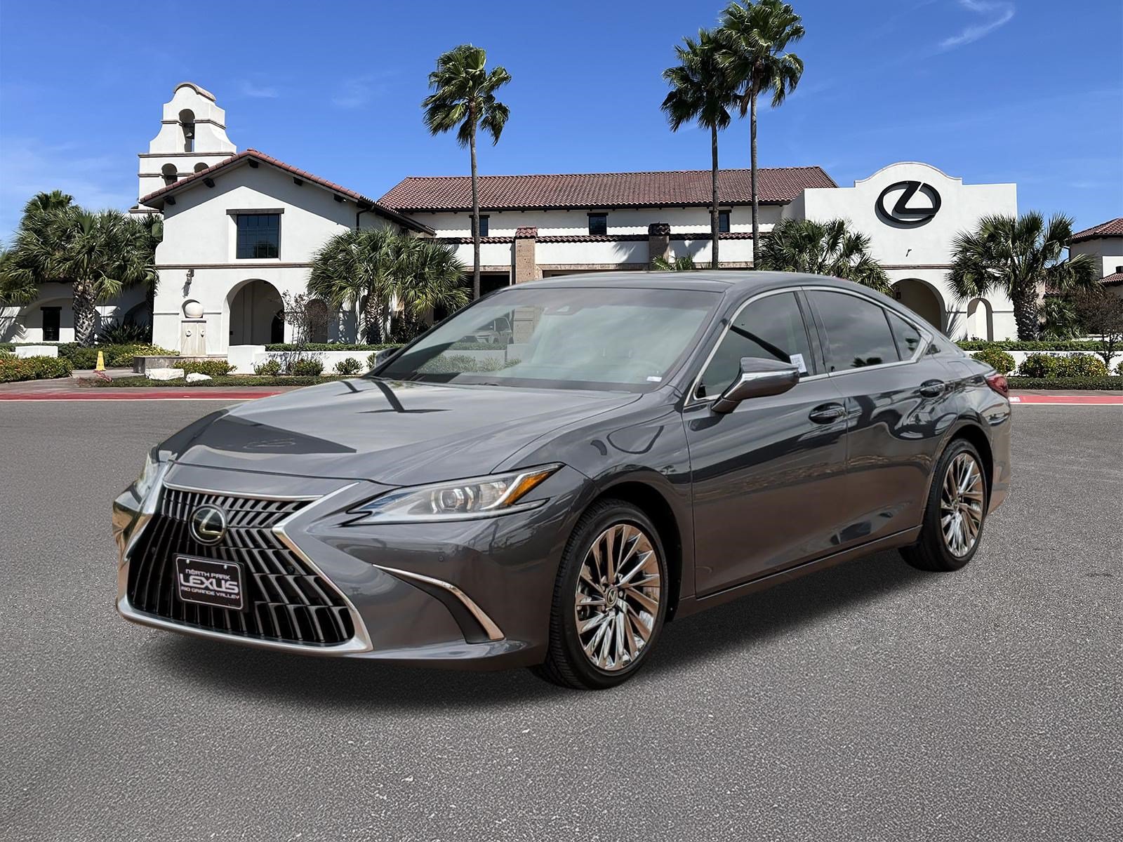 Used 2024 Lexus ES 350 w/ Technology Package FWD image 5