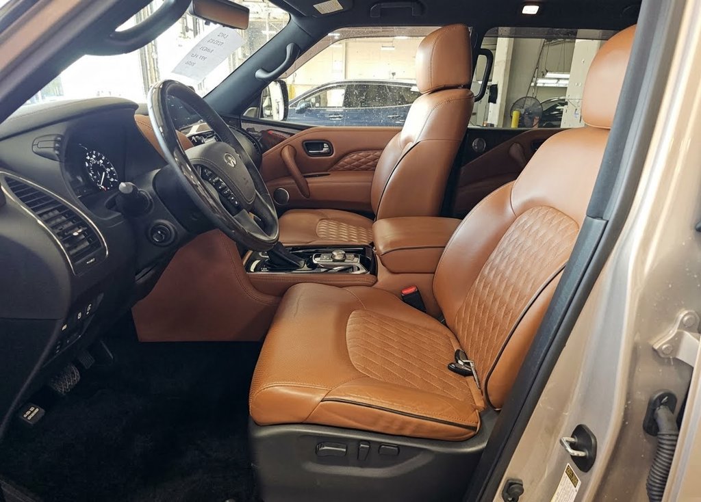 Used 2023 INFINITI QX80 Sensory w/ Cargo Package AWD/4WD image 8