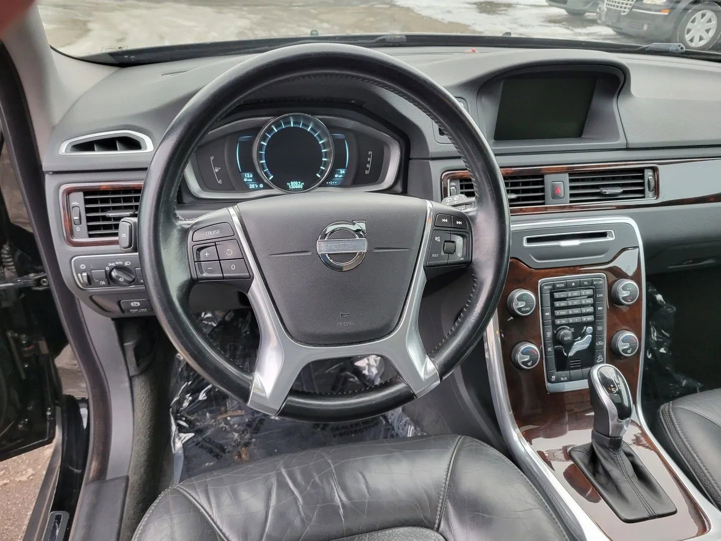 Used 2014 Volvo XC70 T6 image 6