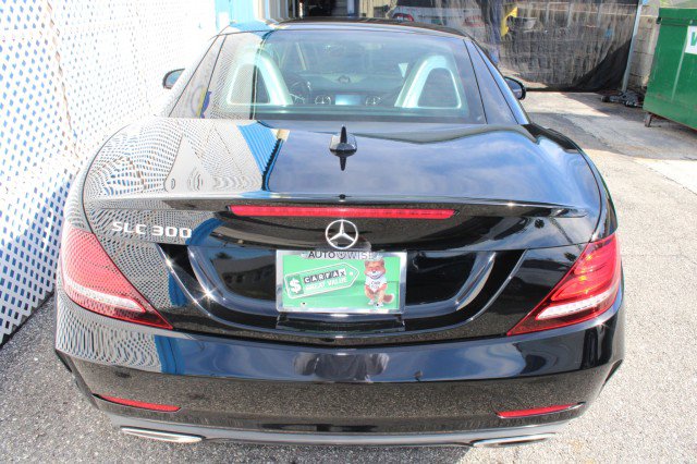 Used 2019 Mercedes-Benz SLC 300 image 14