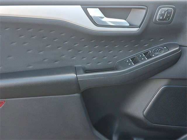 Used 2020 Ford Escape SEL image 12