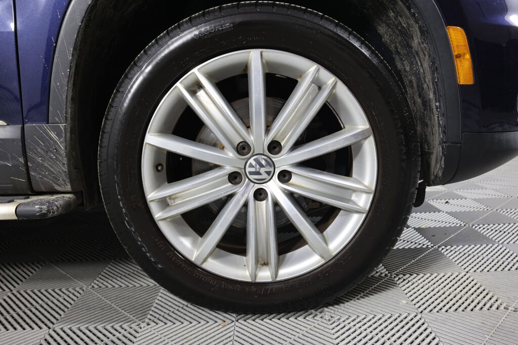 Used 2014 Volkswagen Tiguan SEL image 6