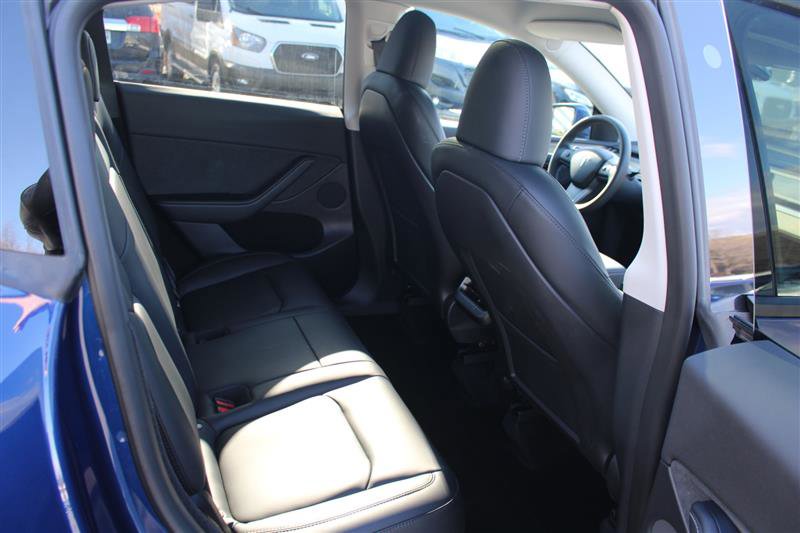 Used 2023 Tesla Model Y Long Range image 14