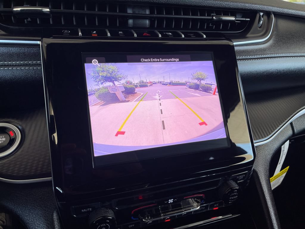 New 2026 Jeep Grand Cherokee Laredo AWD/4WD image 20