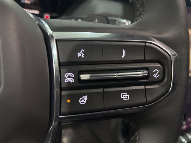 Used 2026 GMC Yukon XL Denali w/ Denali Reserve Package image 24