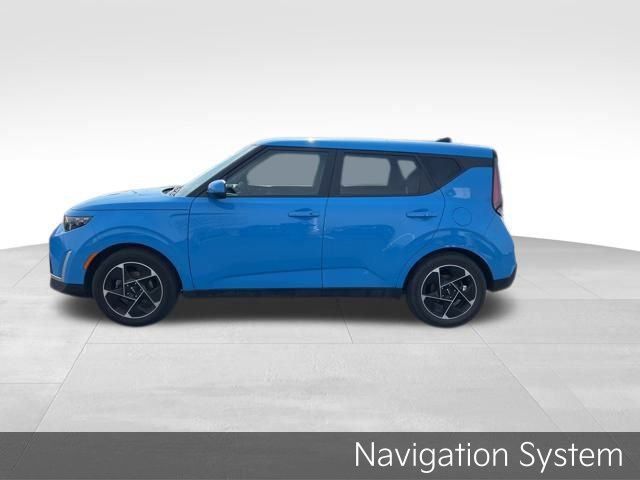 Certified 2023 Kia Soul EX image 5