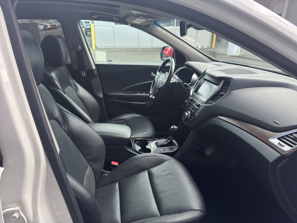 Used 2019 Hyundai Santa Fe XL image 20