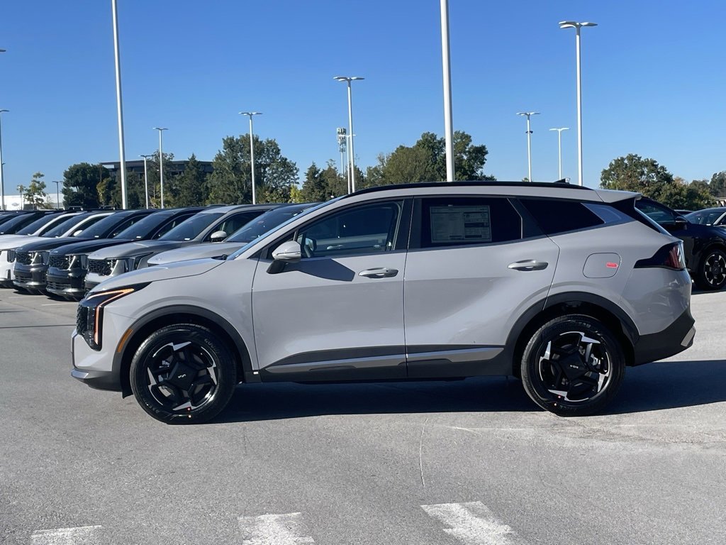 New 2026 Kia Sportage EX w/ EX Panoramic Sunroof Package image 4