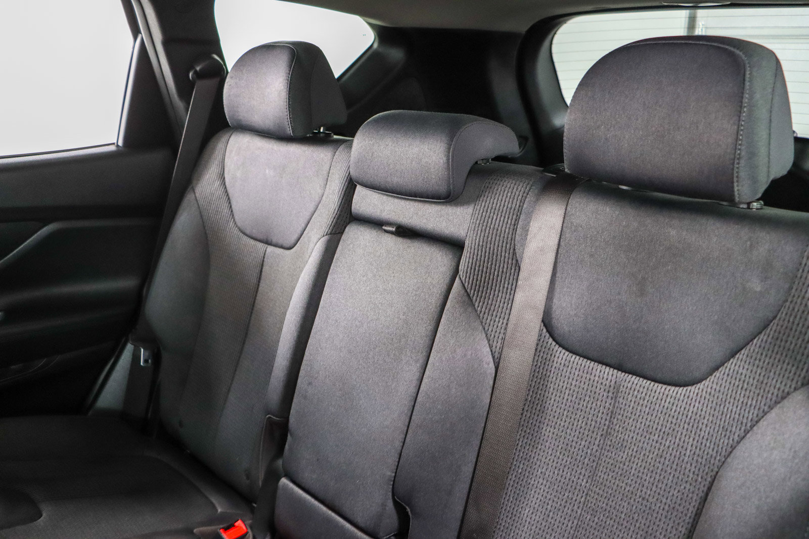 Used 2020 Hyundai Santa Fe SEL w/ Cargo Package FWD image 23