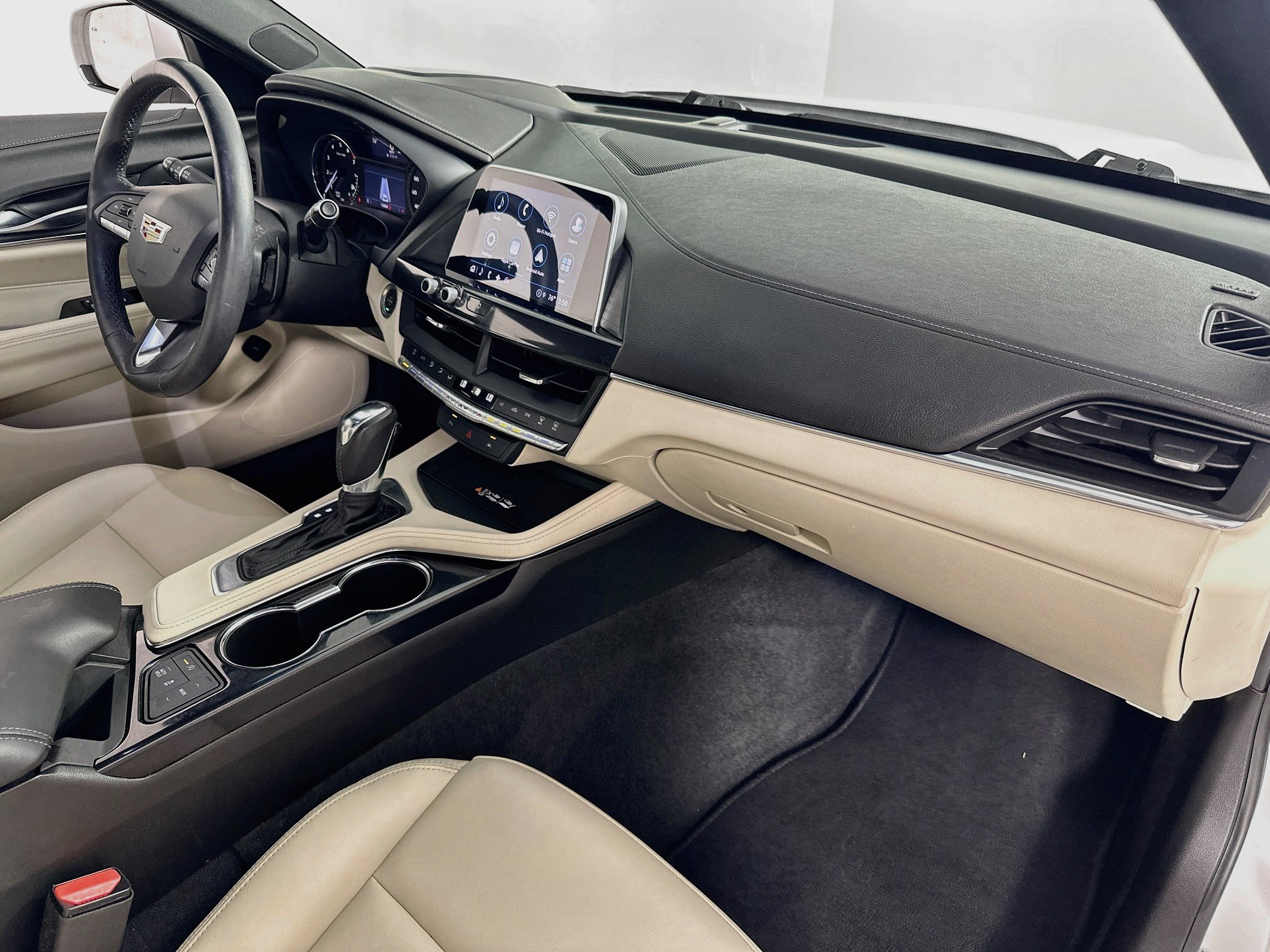 Used 2023 Cadillac CT4 Luxury RWD image 26