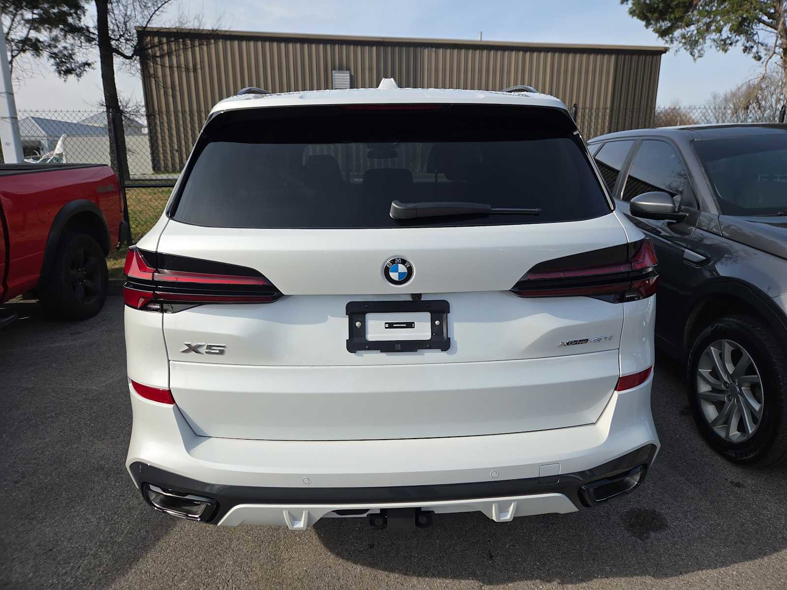 New 2026 BMW X5 xDrive40i w/ Executive Package image 6