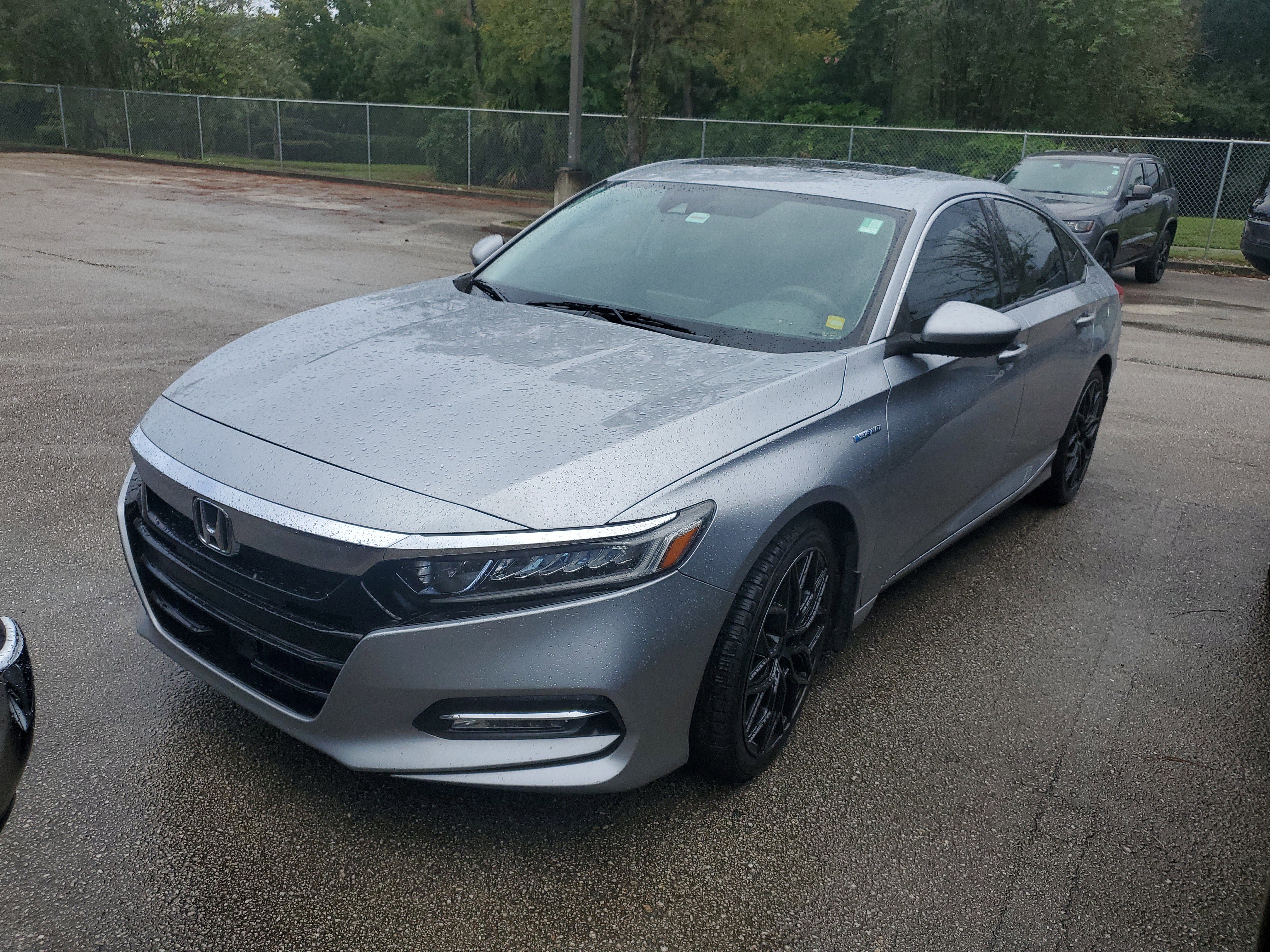 Used 2018 Honda Accord EX image 2