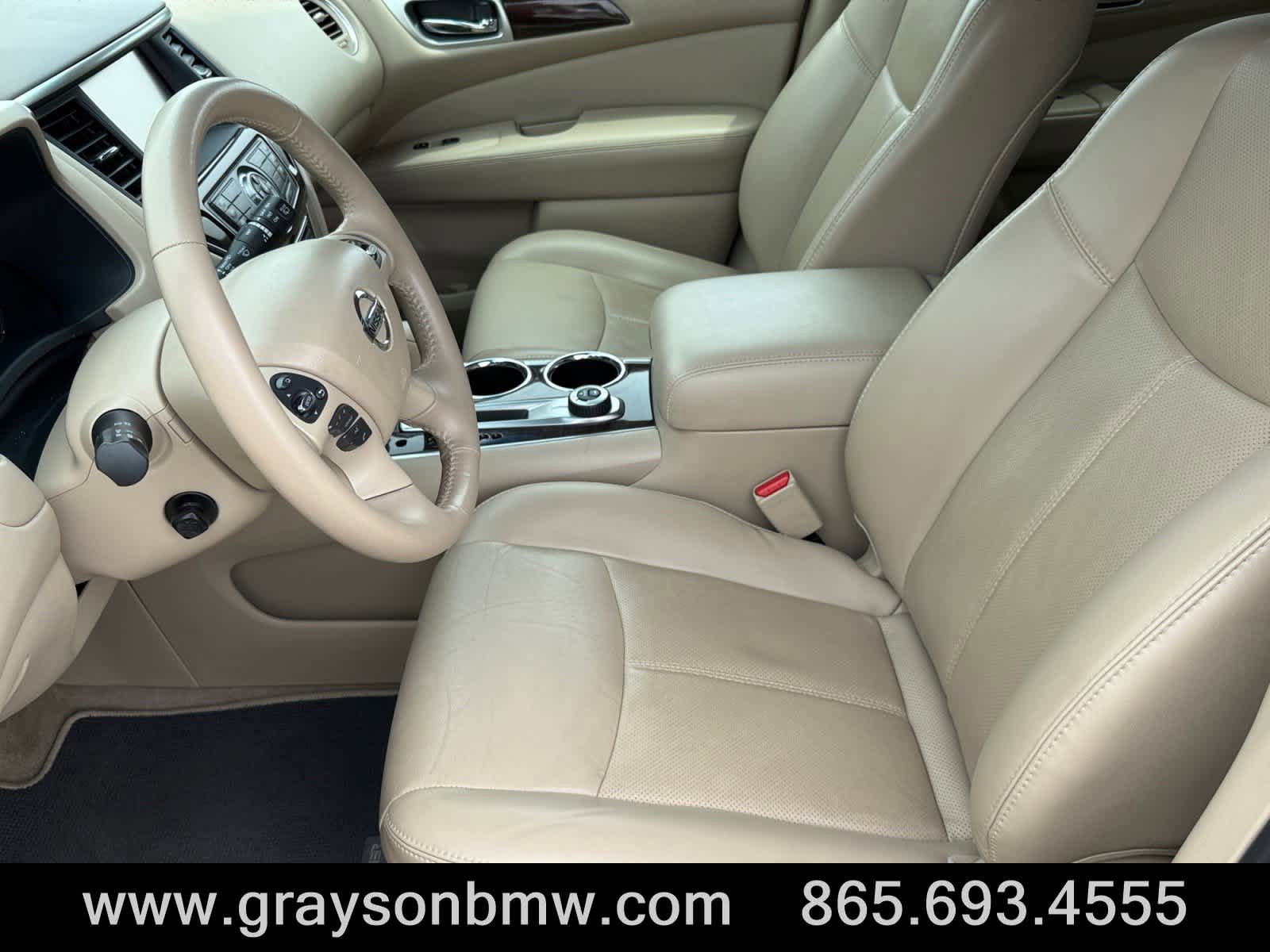 Used 2015 Nissan Pathfinder Platinum AWD/4WD image 12