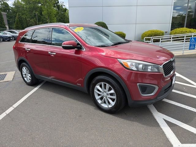 Used 2017 Kia Sorento AWD w/ LX Convenience Package image 9