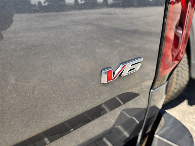 Used 2022 Chevrolet Colorado W/T w/ WT Convenience Package image 9