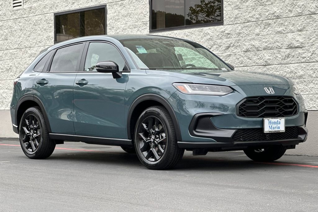 New 2025 Honda HR-V Sport image 2