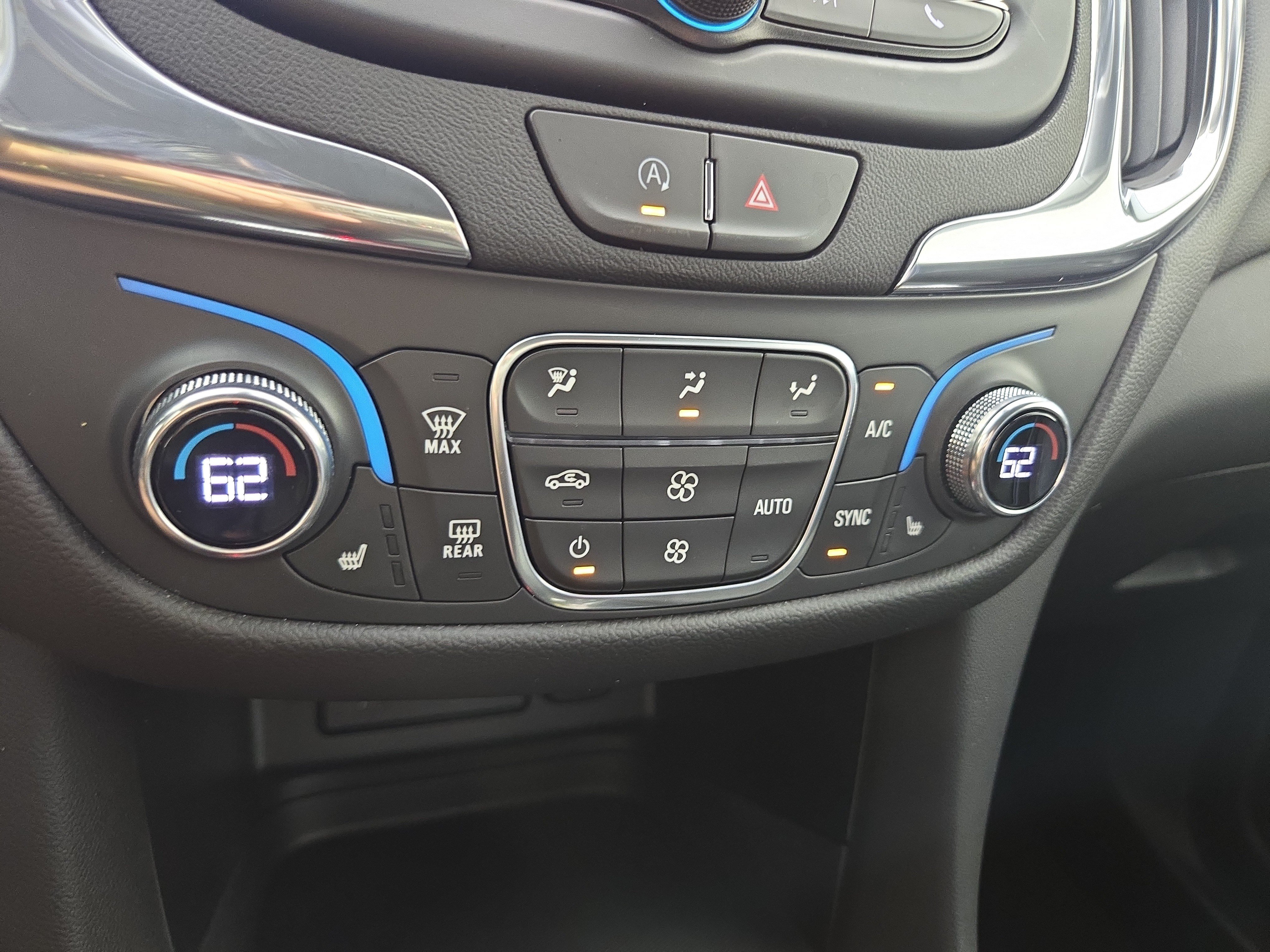 Certified 2024 Chevrolet Equinox LT FWD image 25