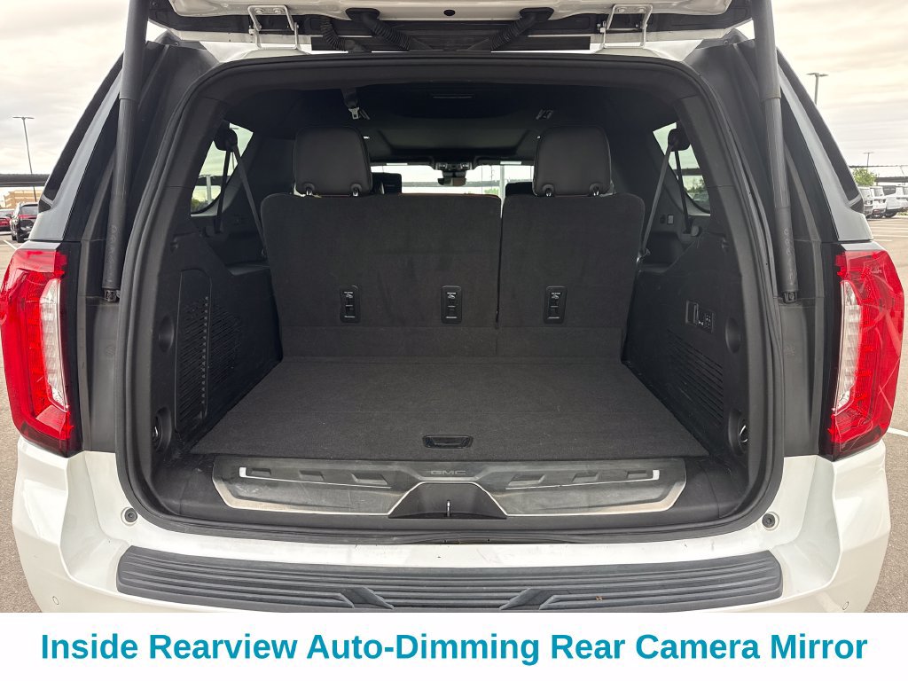Used 2023 GMC Yukon XL Denali Ultimate AWD/4WD image 31