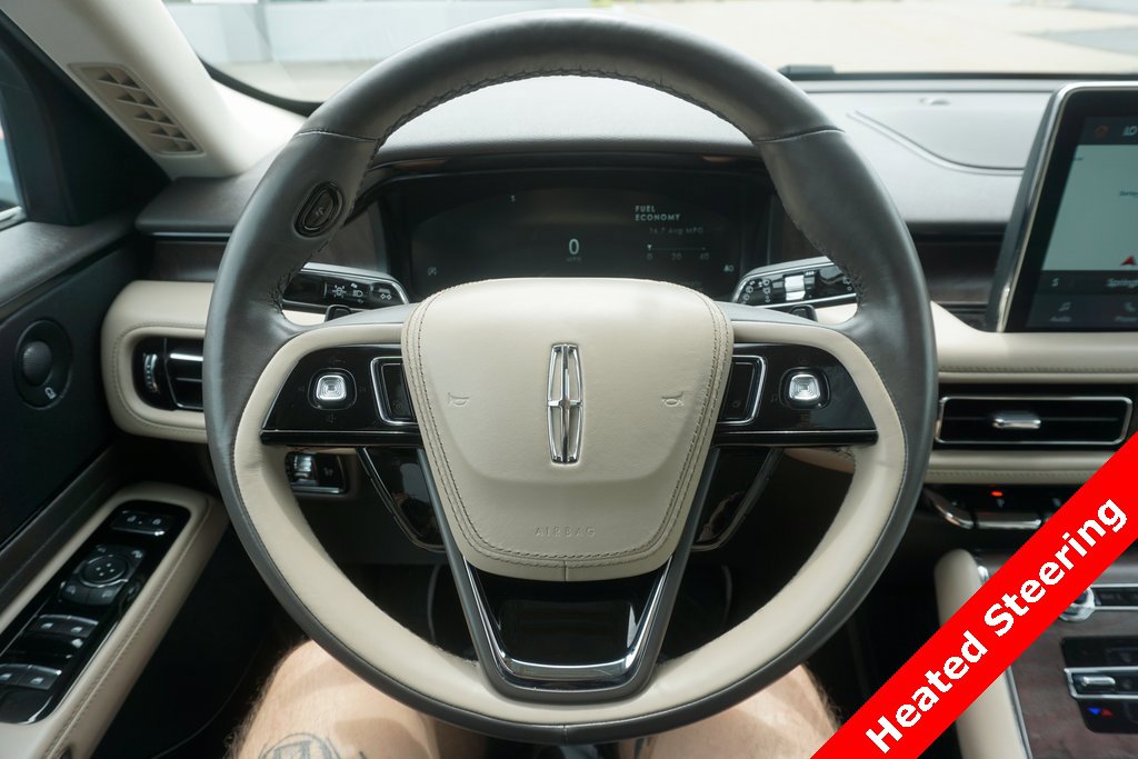 Used 2022 Lincoln Aviator Reserve w/ Equipment Group 201A image 3