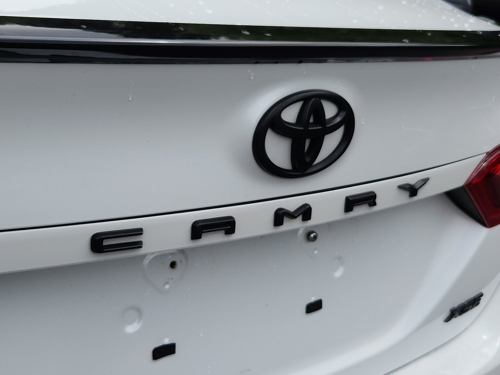 Used 2019 Toyota Camry XSE w/ Navigation Package FWD image 29