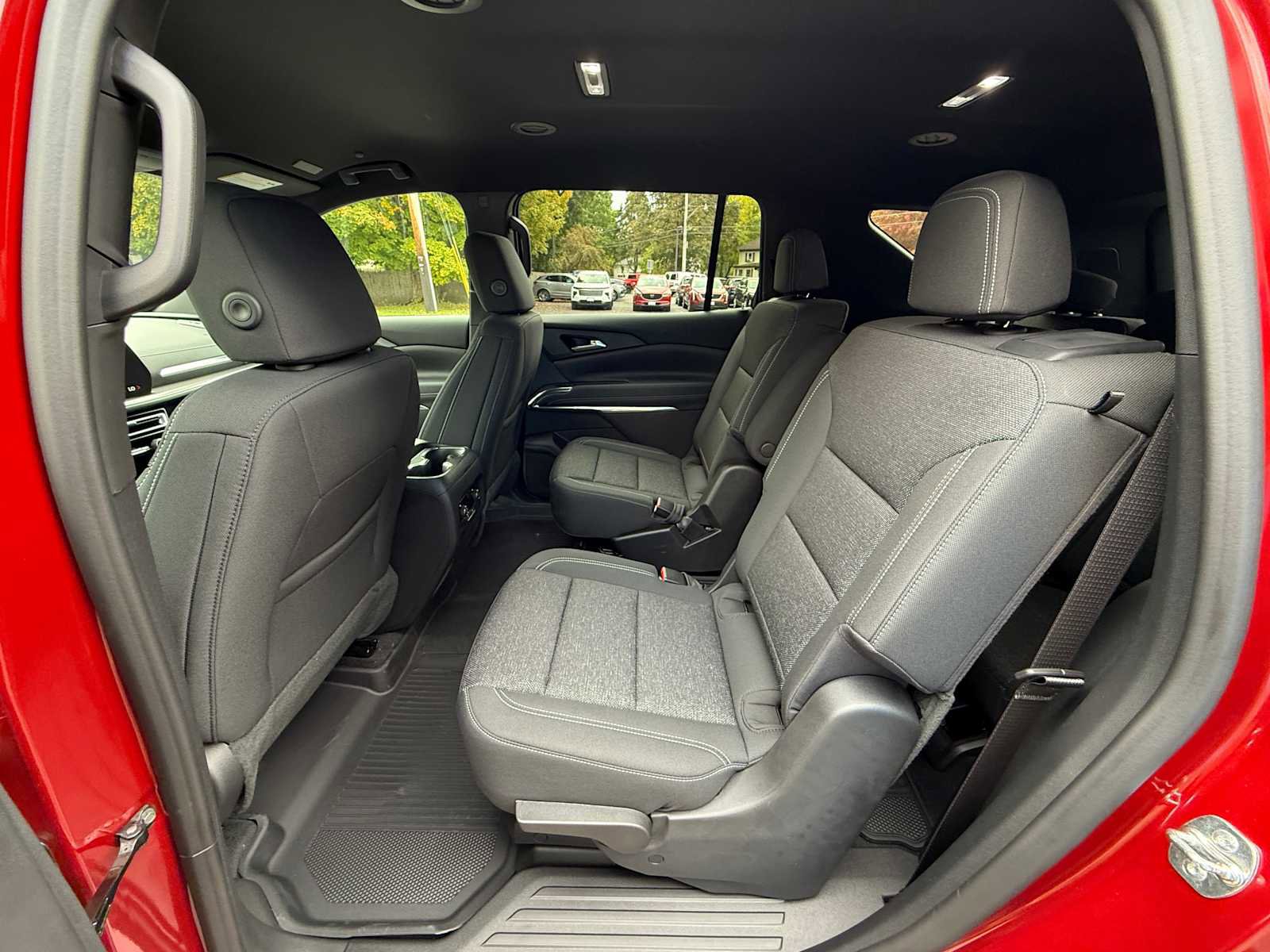 New 2026 Chevrolet Traverse LT w/ LPO, Floor Liner Package image 20