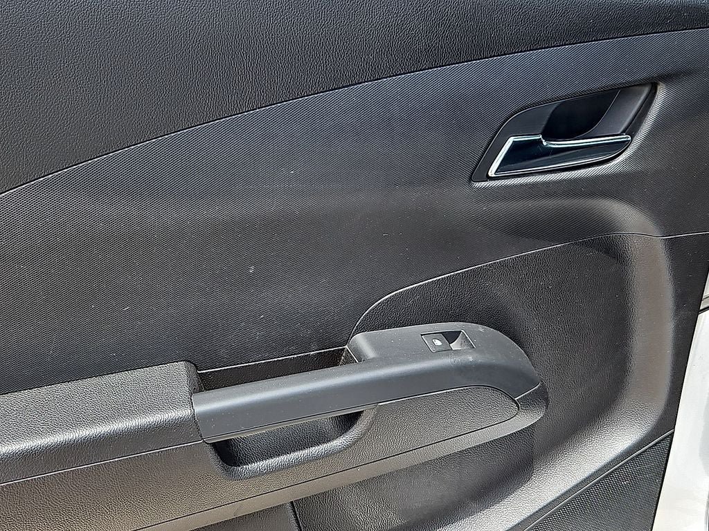 Used 2015 Chevrolet Sonic LTZ FWD image 16