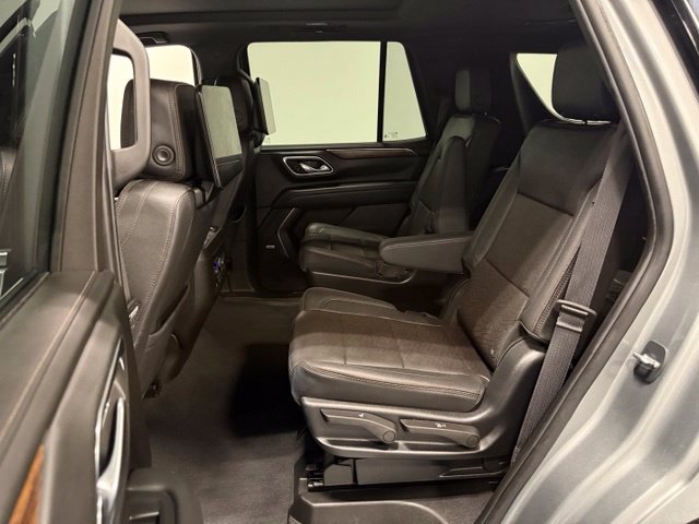Used 2023 Chevrolet Tahoe High Country w/ Advanced Technology Package AWD/4WD image 35