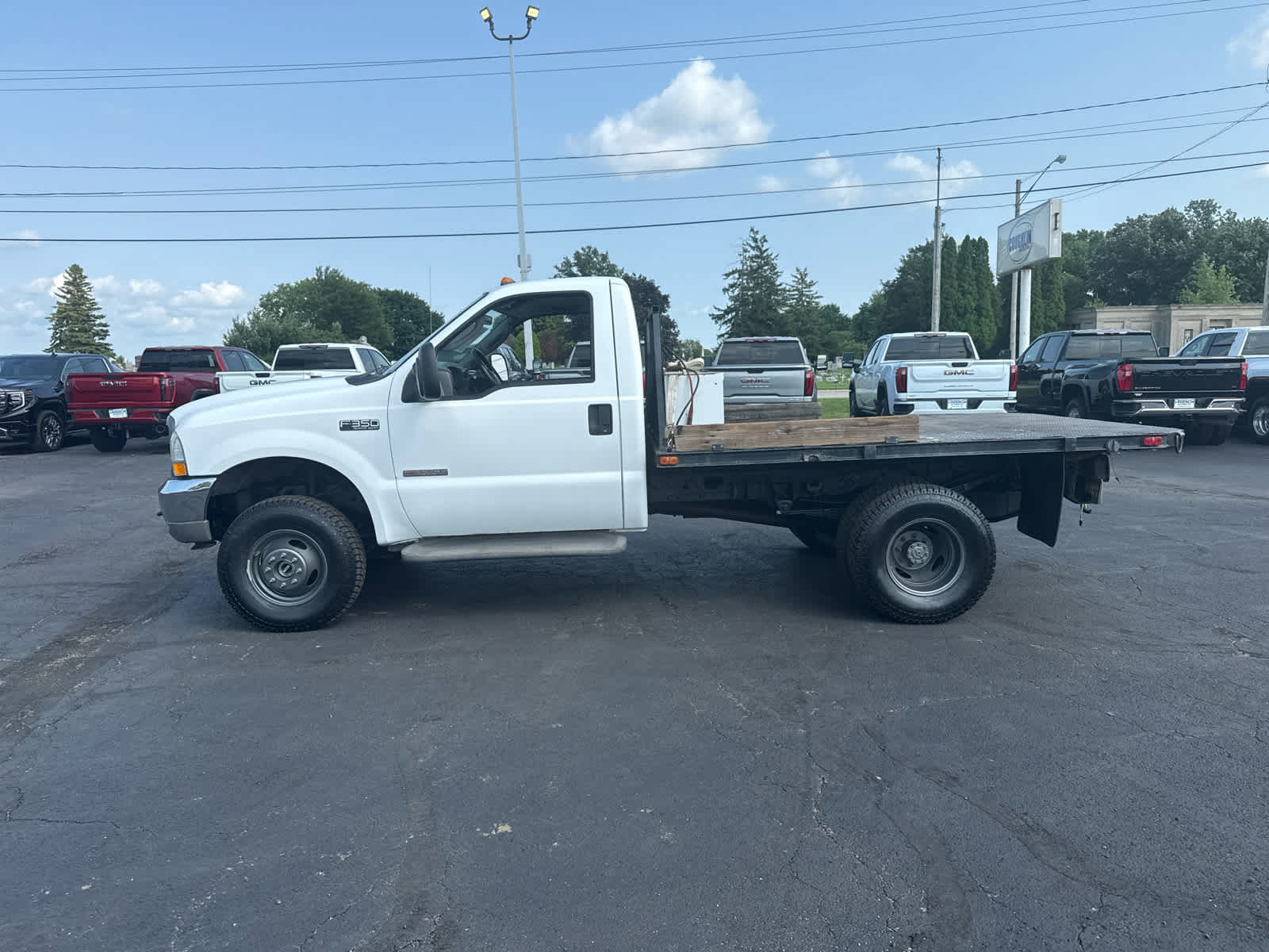 Used 2004 Ford F350 XL AWD/4WD image 2
