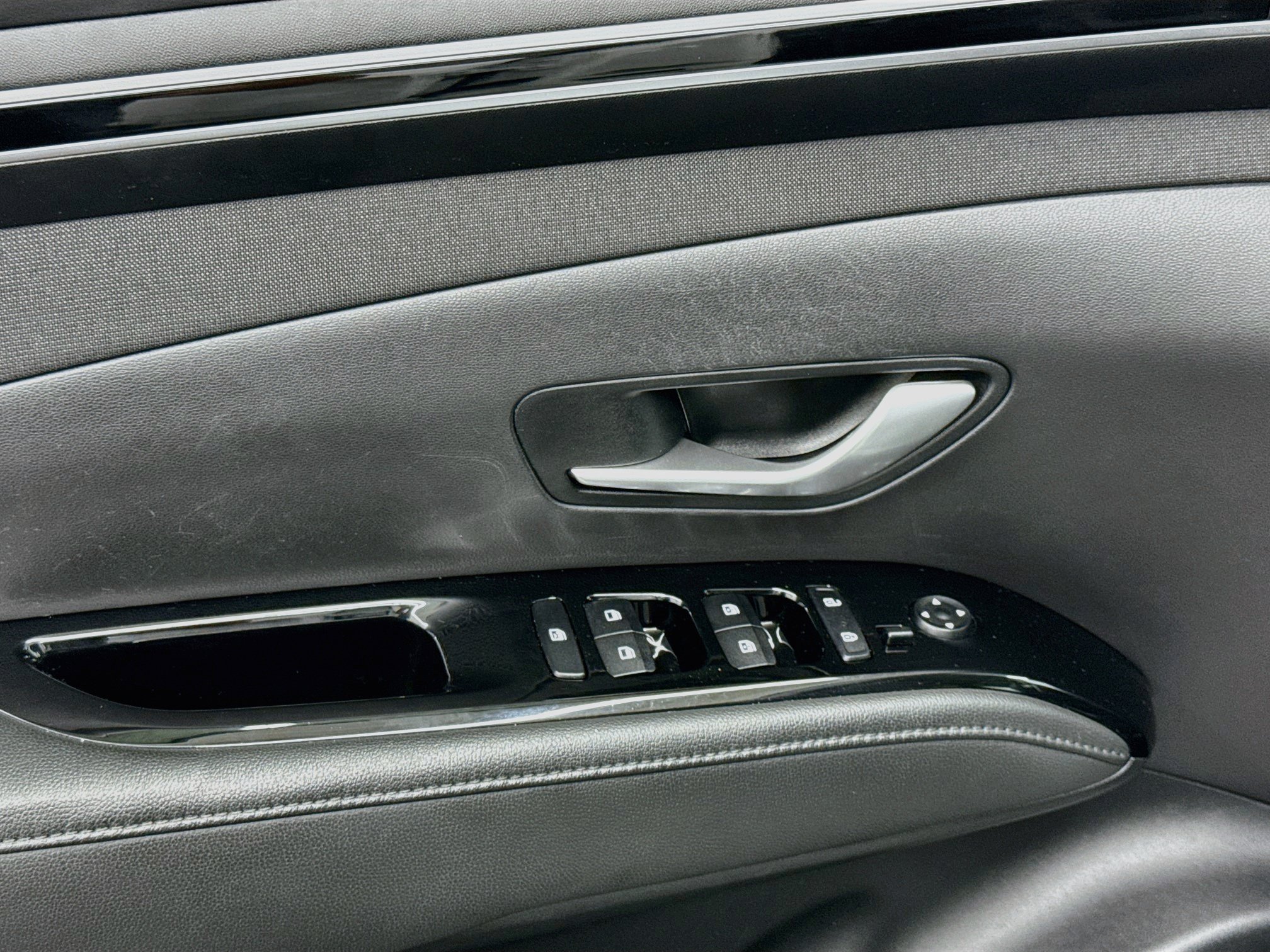 Used 2024 Hyundai Tucson Limited FWD image 15
