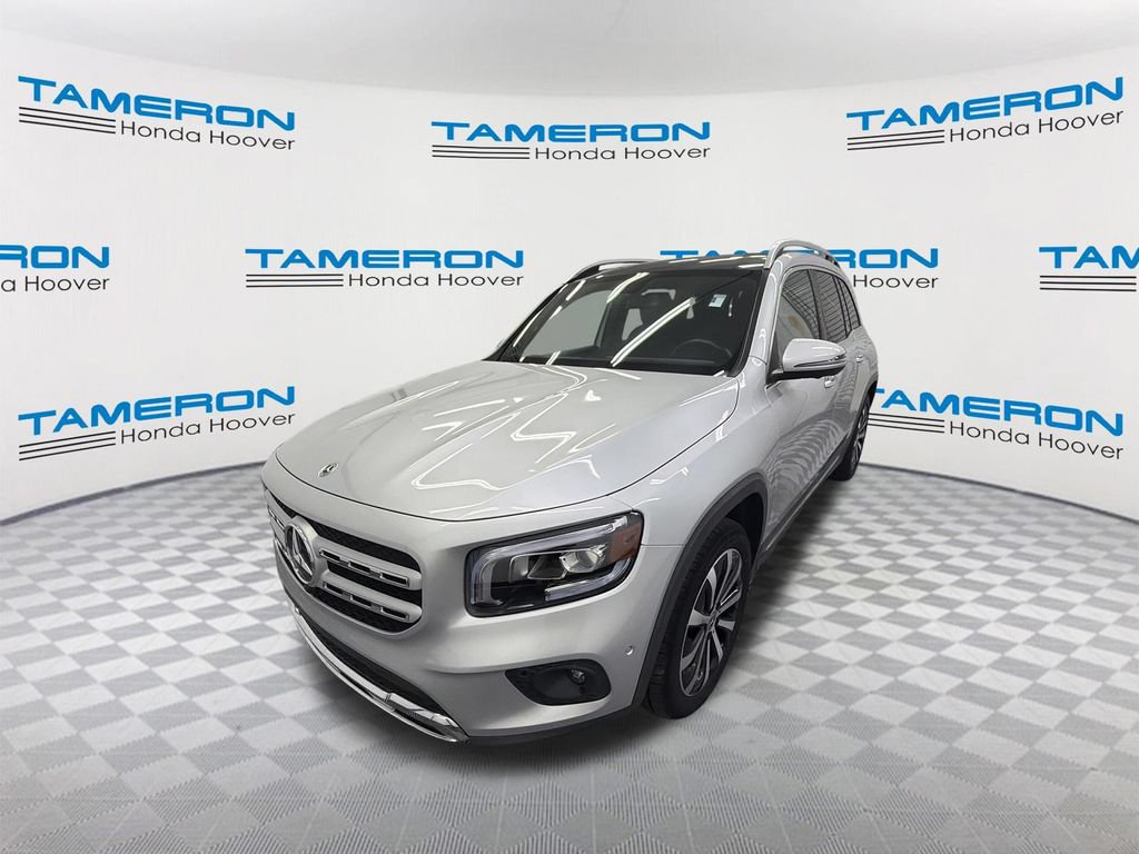Used 2022 Mercedes-Benz GLB 250 w/ Premium Package Lite image 1