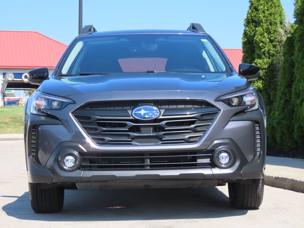 Used 2025 Subaru Outback Onyx Edition AWD/4WD image 6