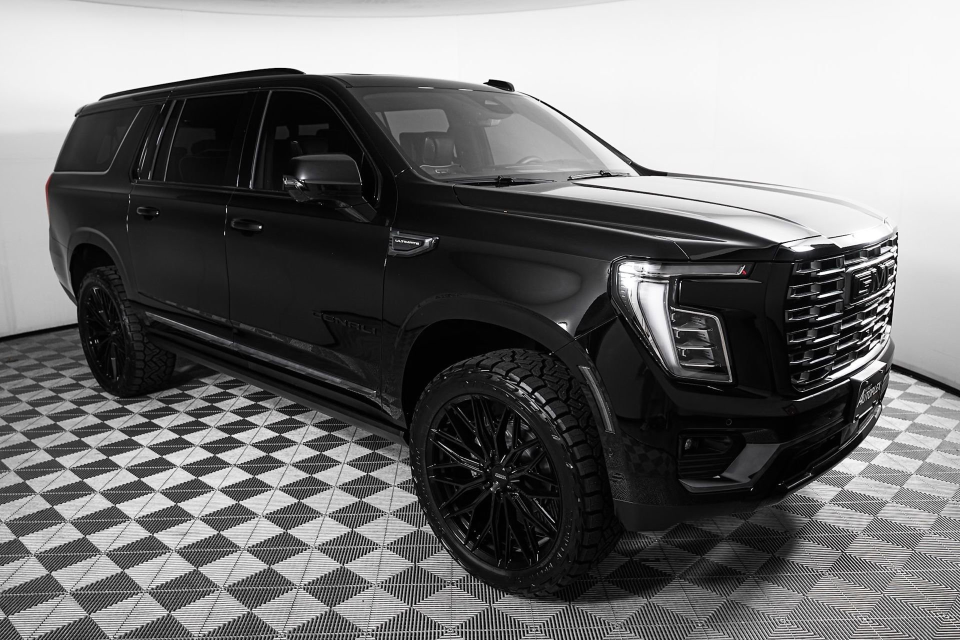 Used 2026 GMC Yukon XL Denali Ultimate w/ LPO, Floor Liner Package image 4