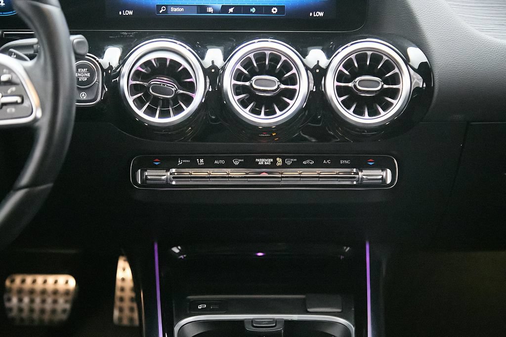 Used 2023 Mercedes-Benz GLA 250 4MATIC image 26