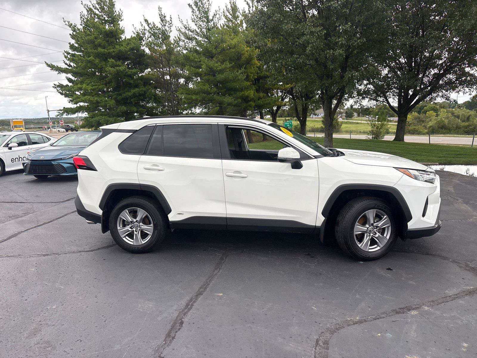 Certified 2025 Toyota RAV4 XLE w/ Convenience Package AWD/4WD image 11