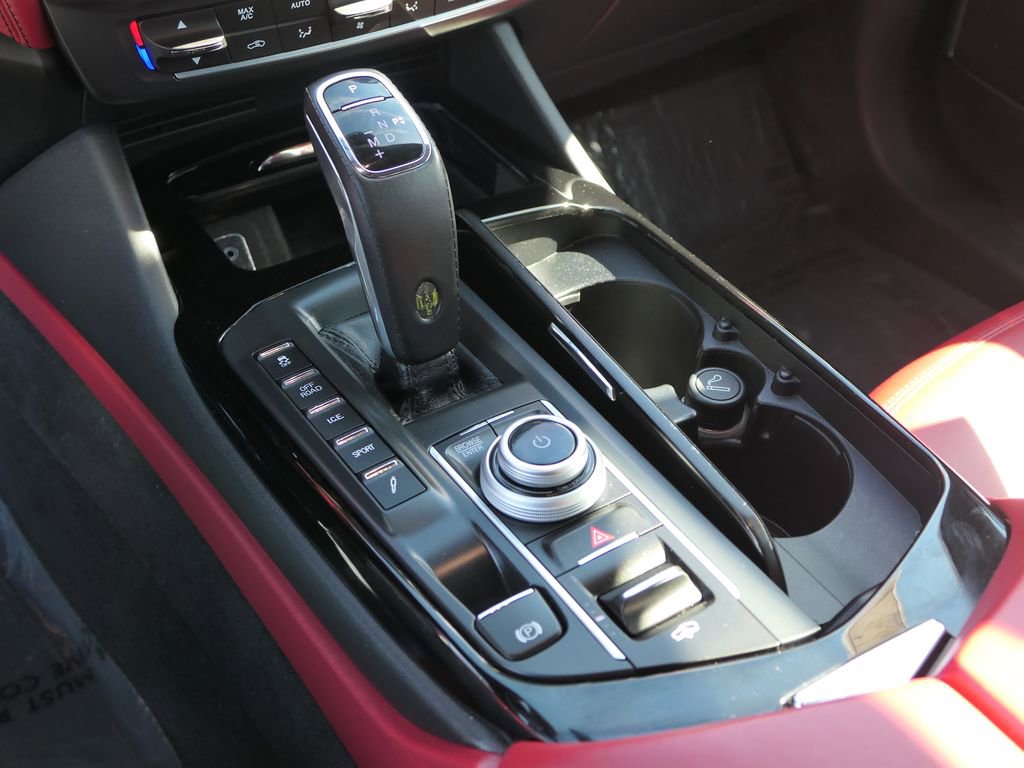 Used 2022 Maserati Levante GT image 23