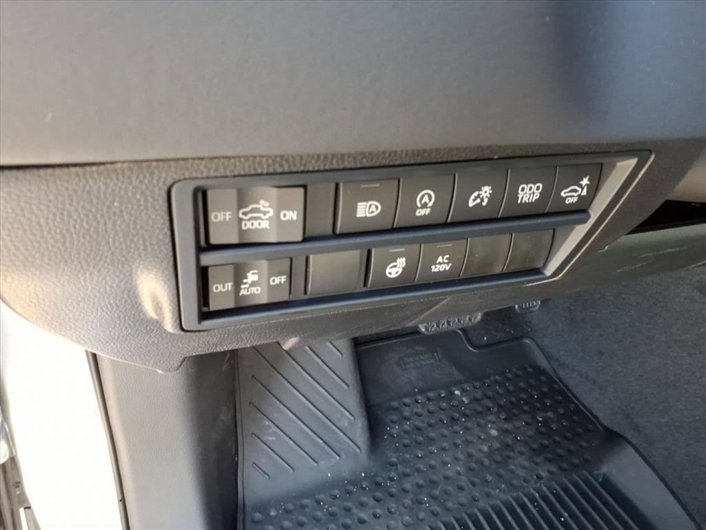 New 2026 Toyota Tundra Platinum image 10