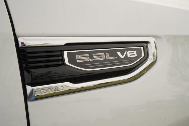 Used 2026 GMC Sierra 1500 SLT w/ SLT Premium Plus Package AWD/4WD image 47