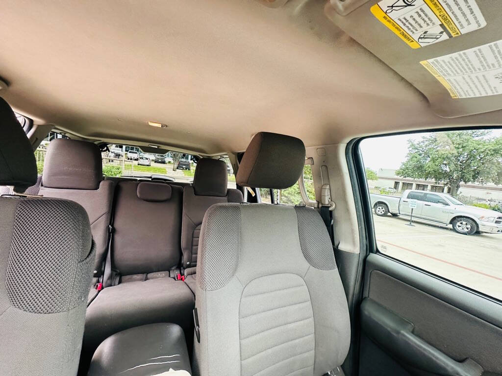 Used 2012 Nissan Pathfinder S RWD image 23