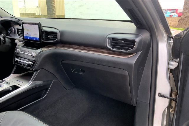 Used 2020 Ford Explorer Limited w/ Class III Trailer Tow Package image 16