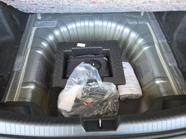 Used 2024 Chevrolet Malibu LT image 40